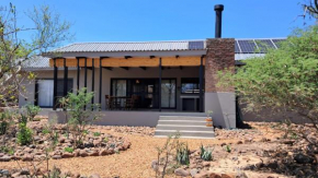 Secret 2 Bedroom Bush Villa In Wildlife Estate Hoedspruit Area